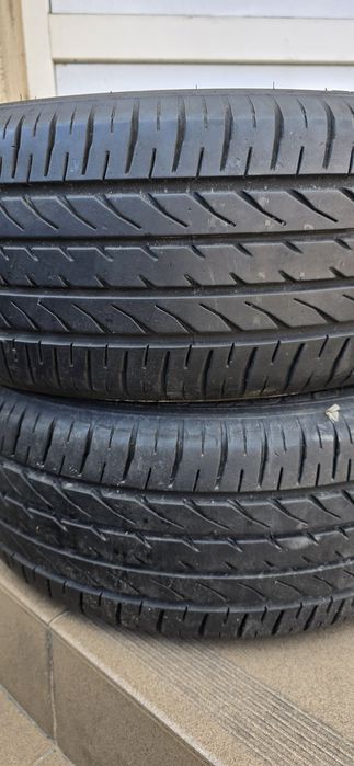Opony letnie 215/50/17 Toyo 2sztuki