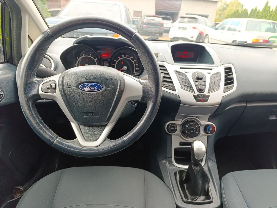 Ford Fiesta Ford Fiesta 1.4 benz + instalacja gazowa LPG 2012r