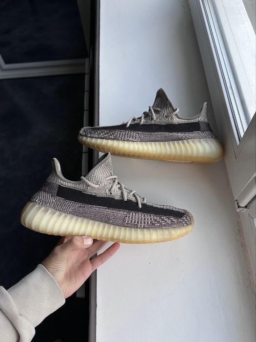 Оригінал! Adidas Yeezy Boost 350 V2 Кросівки Розмір 44 (28 см.)