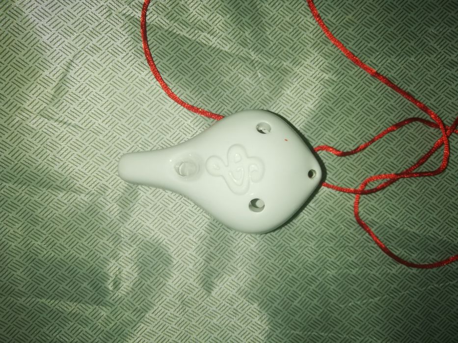 Ocarina de cerâmica de 6 furos