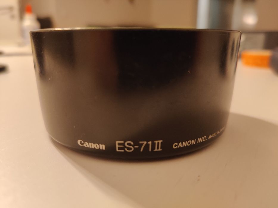 Lente Canon EF 50mm f/1.4 USM + hood + filtro