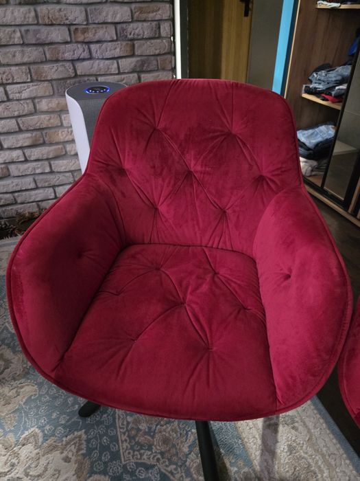 Krzesło Eileen – miękkie, obrotowe siedzisko