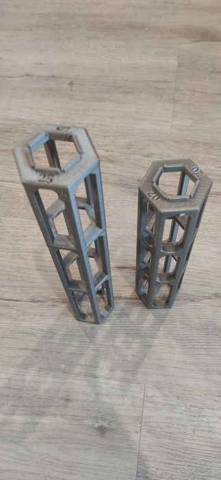 Podpórki do Gravitrax – dwa elementy zamiast 45 oryginalnych płytek