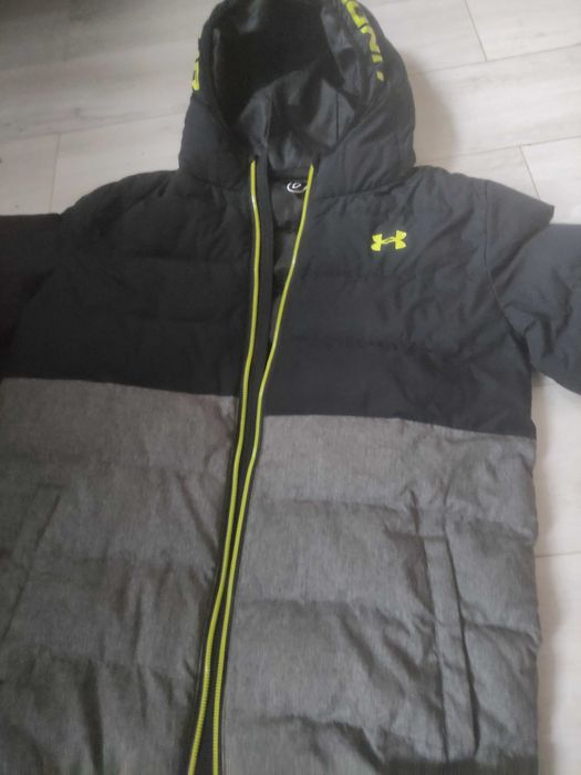 Młodzieżowa kurtka under armour