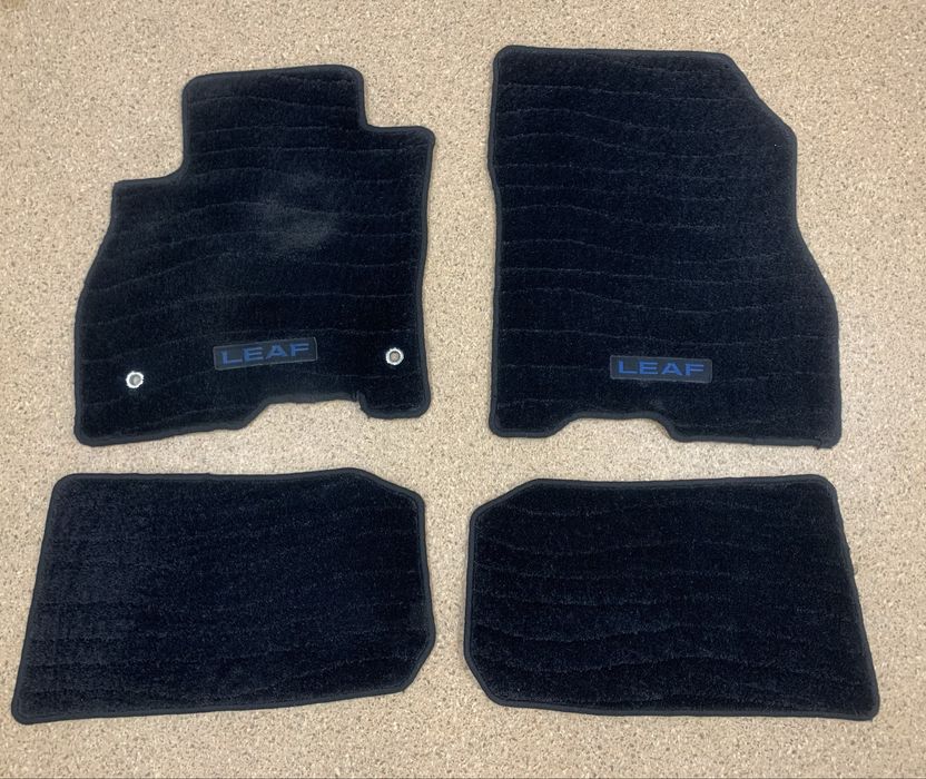 Оригінальні коврики  Nissan Leaf