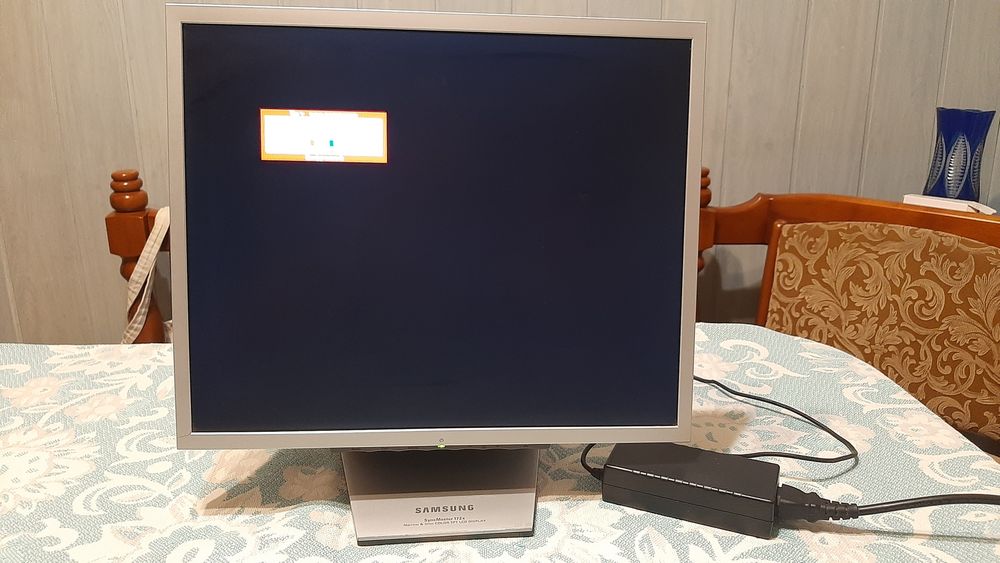 Монітор Samsung TFT