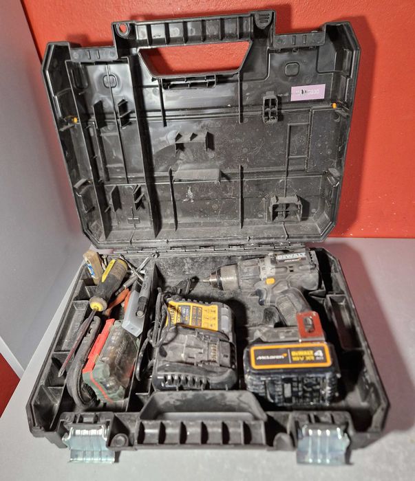 Wkrętarka Dewalt  DCD85MM1T