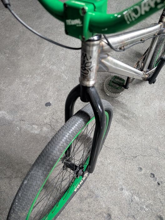Bicicleta Mondraker Dirt Jump Grau Quarter III