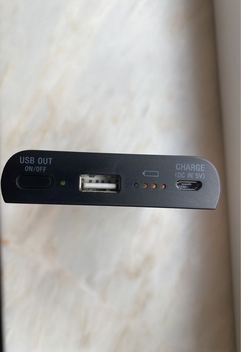 Powerbank Sony.      .