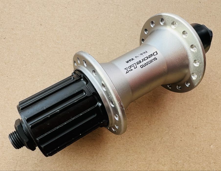 Piasta Tylna SHIMANO DEORE LX FH-M580 32 Szprychy Kaseta 8/9/10s 9x135