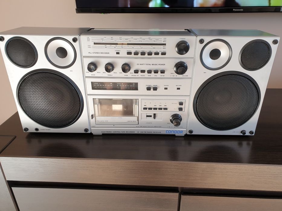 Radiomagnetofon unitra condor 820S