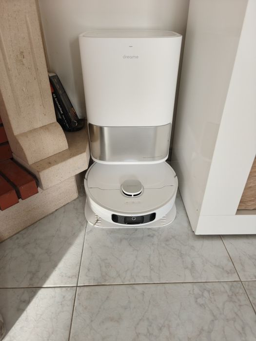Robot aspirador Dreame L10S Ultra.