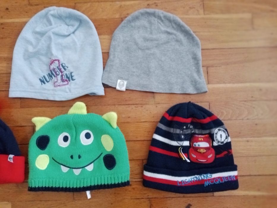 Шапочки на хлопчика від 6 місяців до трьох