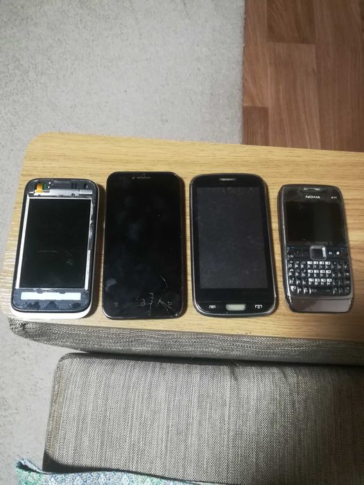 Продаю рабочие и не рабочие мобильные телефоны