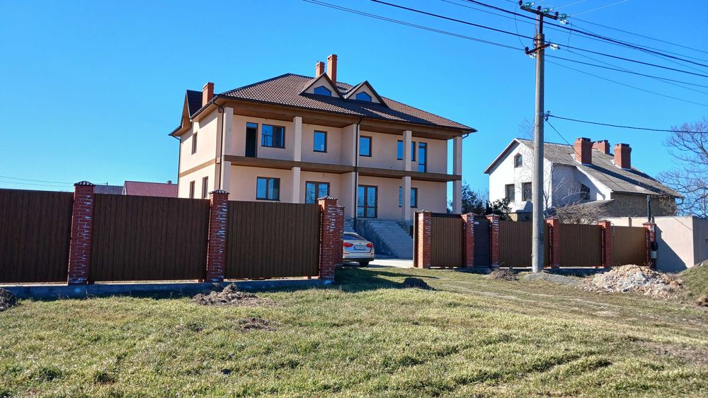 Продам Дуплекс. дом на 2 семьи вблизи Одессы. Малодолинское. 18 соток. Сухой Лиман.