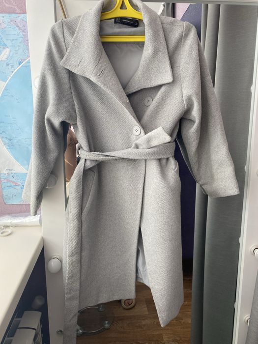 Пальто демісезонне жіноче розмір С