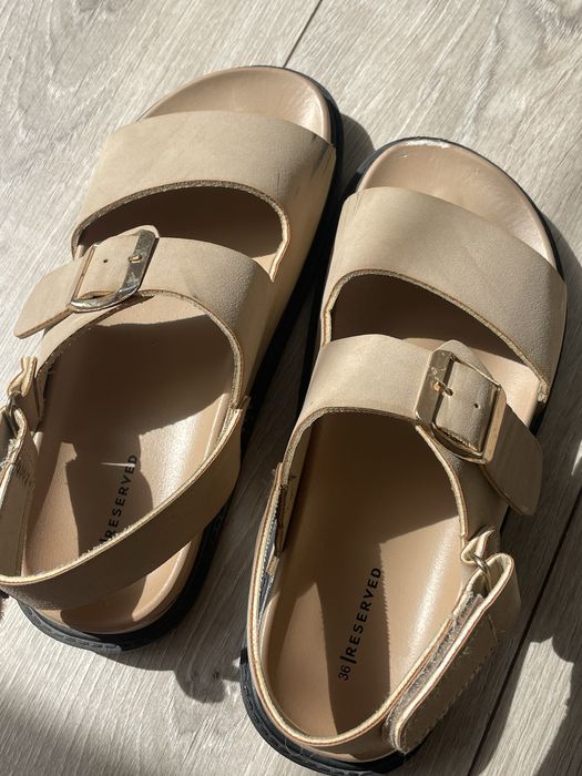сандали reserved