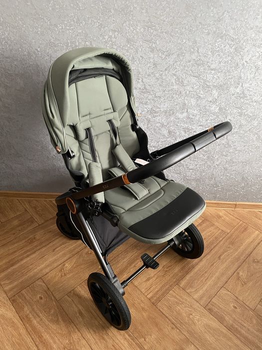 Продам коляску El Camino ME 1100-1 ERA