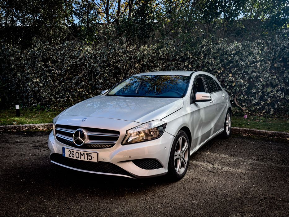 Mercedes a180d Pack SPORT / 89000kms / Garantia incl *NACIONAL*