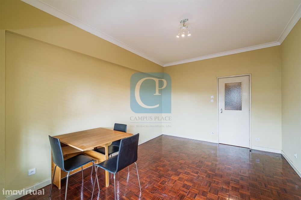 Apartamento T2+1 em Santo Ildefonso, Porto