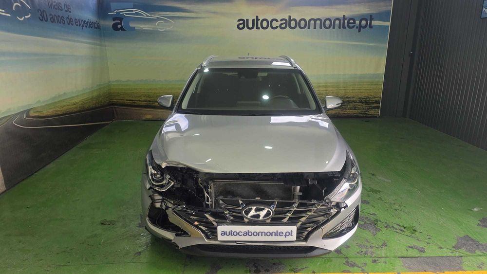 Hyundai I30 SW 1.0 T-GDi   -  Salvado