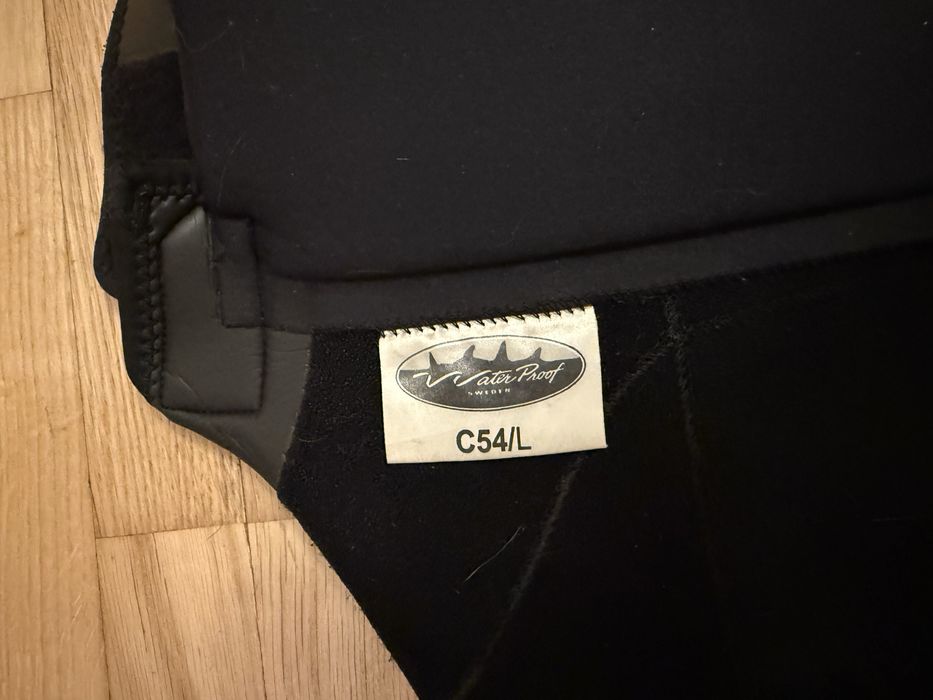 Sprzęt do nurkowania. Skafander, jacket, kaptur