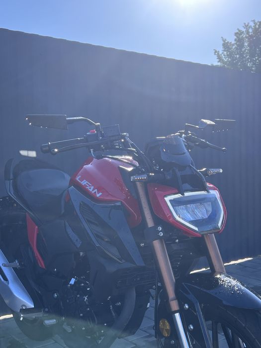 Lifan KPS 200