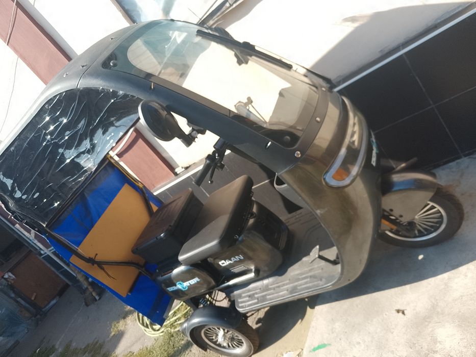 Електроскутер  трицикл