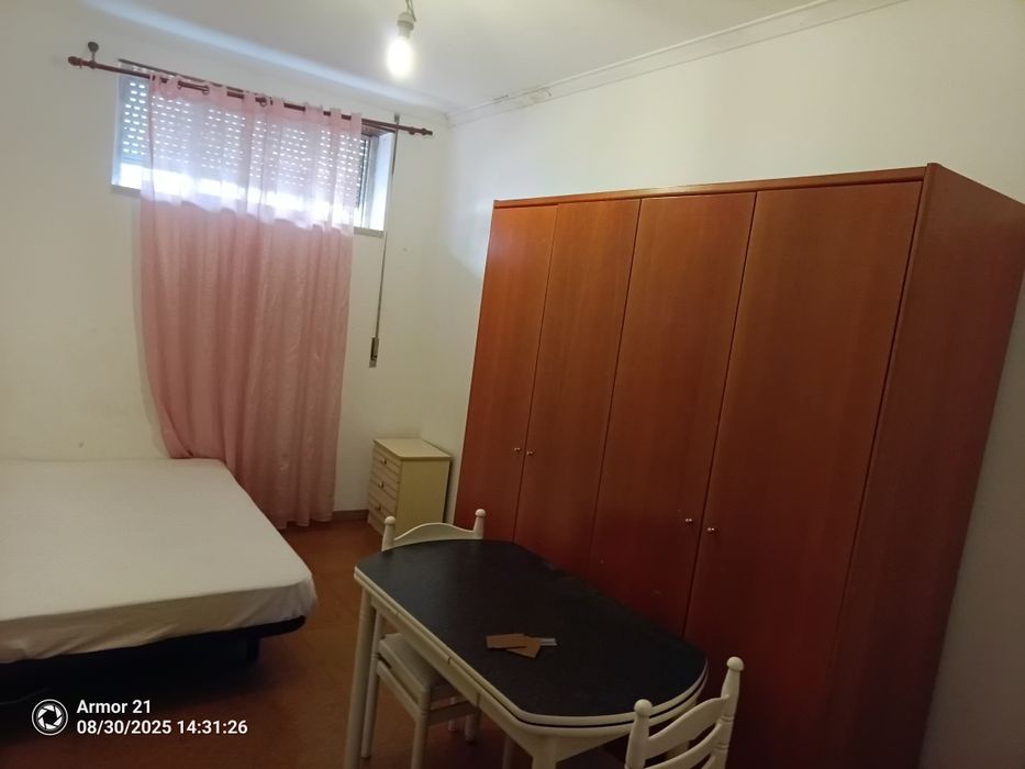 quarto para alugar na torre da