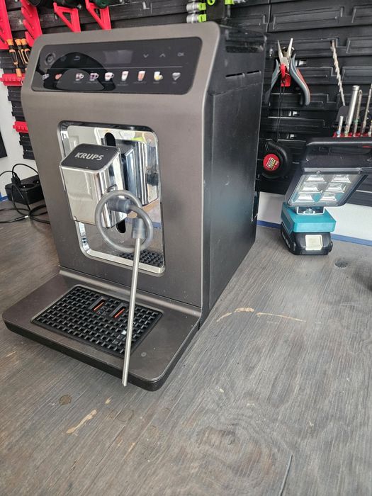 Ekspres do kawy Krups EA89 po przegladzie serwisowym