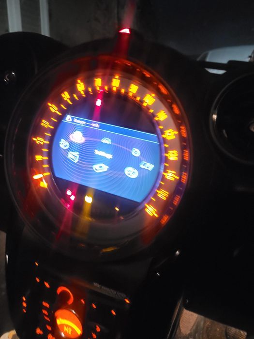 Mini packman 1.6 benzyna 2015 anglik