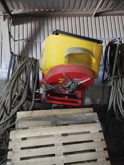 Пневматичний висіваючий пристрій APV PS 800 М1 MG