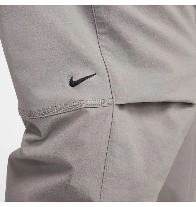 Штани чоловічі Nike Tech Woven Grey HM8241-014