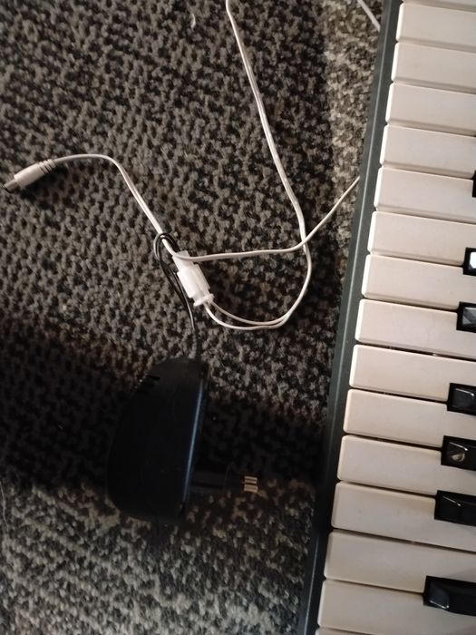 Vende se órgão da casio