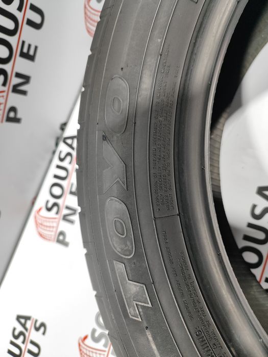 2 pneus semi novos 225-55R19 Toyo - Oferta dos Portes