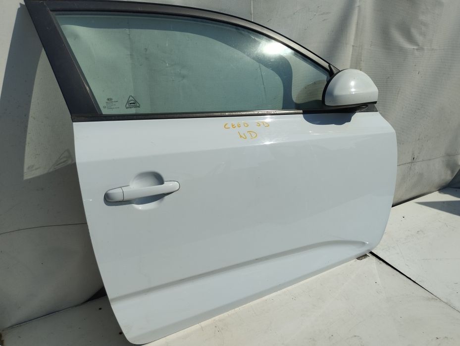Kia Ceed 1. 3D drzwi przednie przód prawe WD