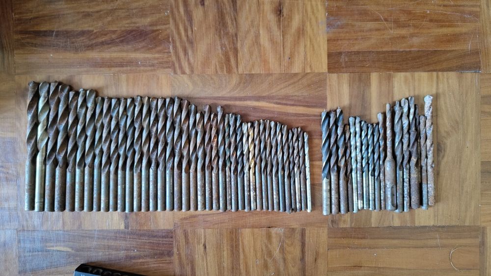 Várias brocas conjunto447267285983580160
