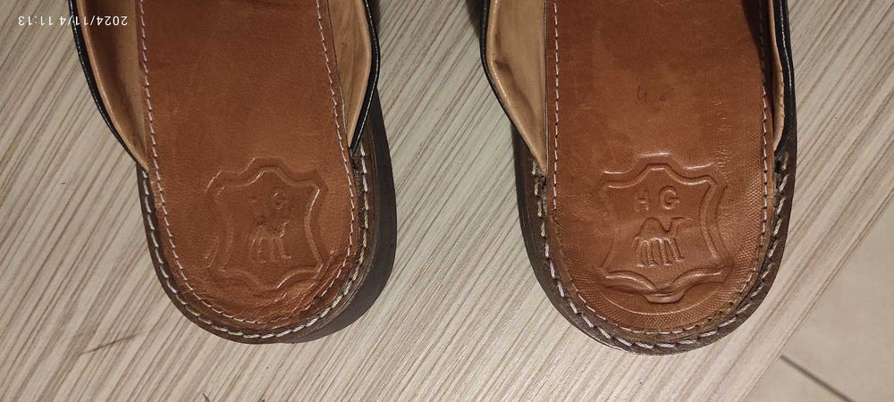 klapki męskie skóra