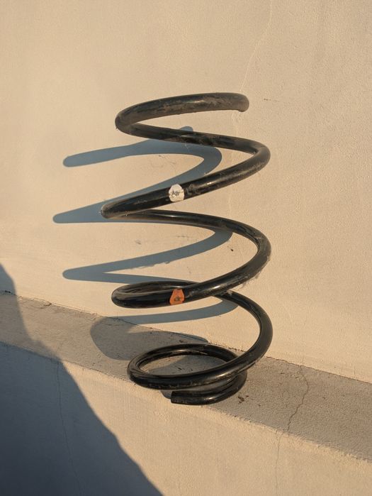 Продам переднюю правую пружину mitsubishi eclipse cross 18-й год полны