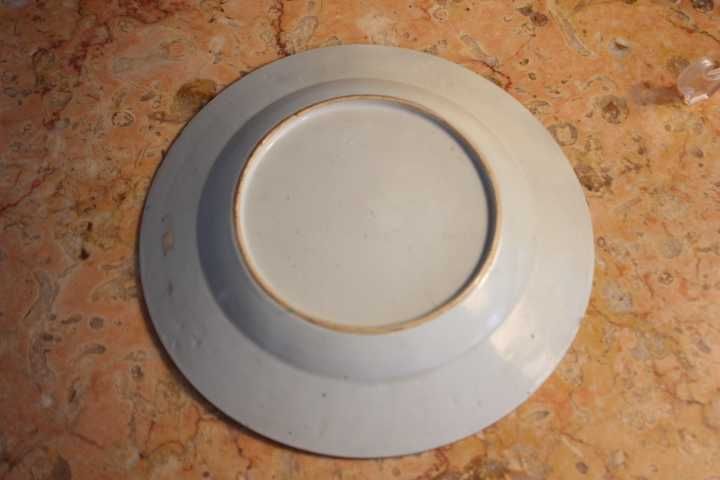 Prato  família rosa  em porcelana companhia das Índias