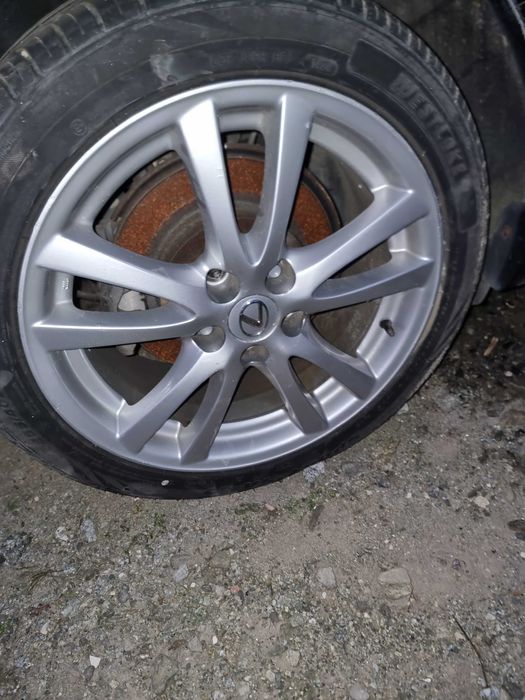 4 jantes lexus com pneus