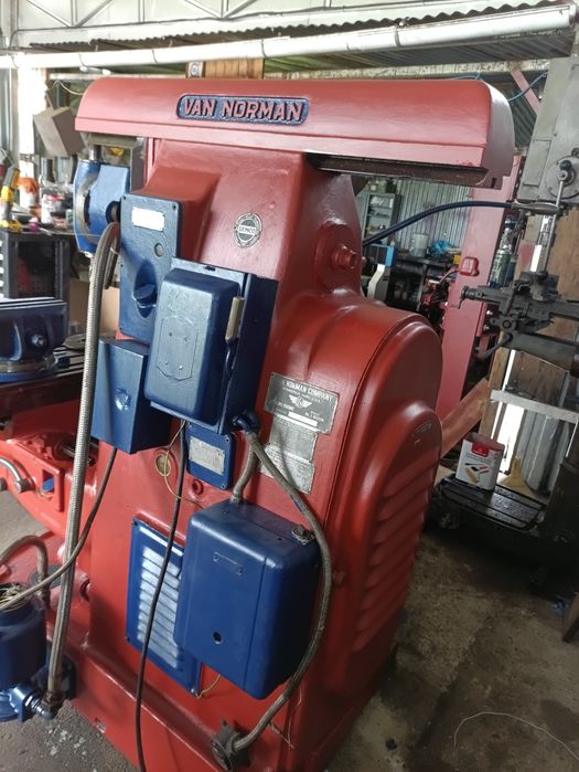 Fresadora de metal Van Norman Medium 2 – Máquina Americana.