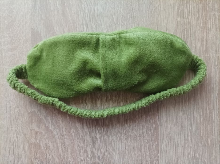 Маска для сну весела