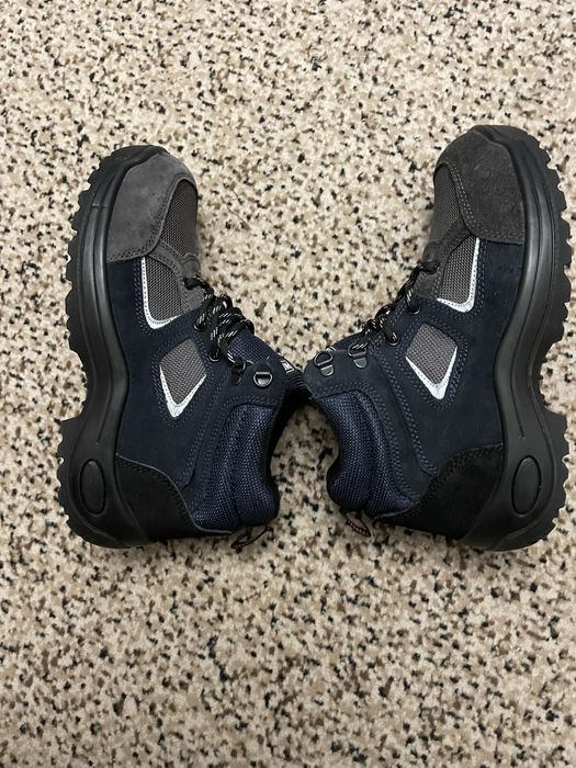 Взуття Parkside.