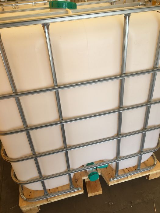 Zbiornik mauser 1000L na wode