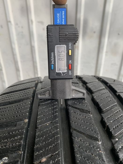 Продам колеса на машину срочно.