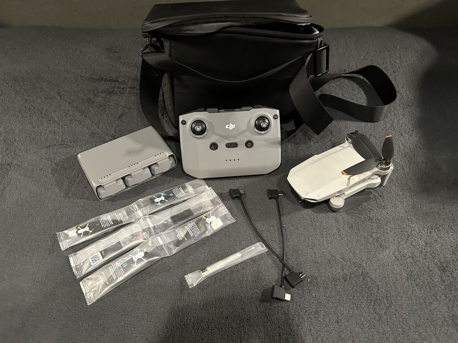 Dron DJI mini 4k fly