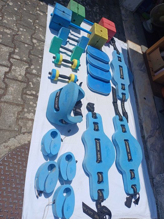 Acessórios Golfinho Sports para piscina 18 unidades