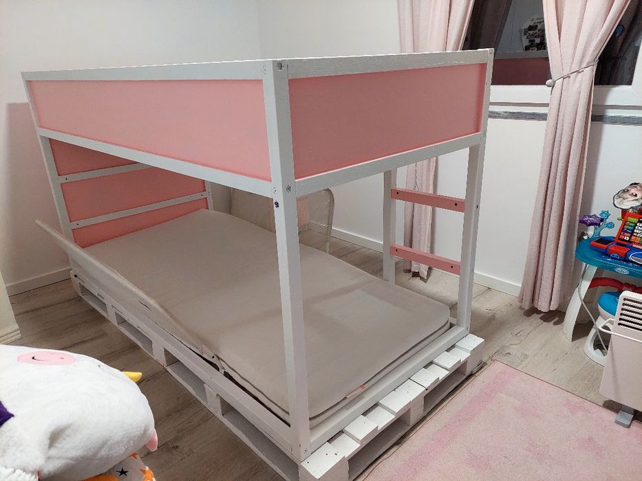 Cama dupla IKEA modelo kura