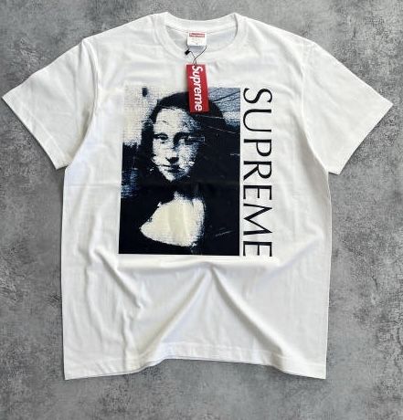 Supreme Mona Lisa Tee